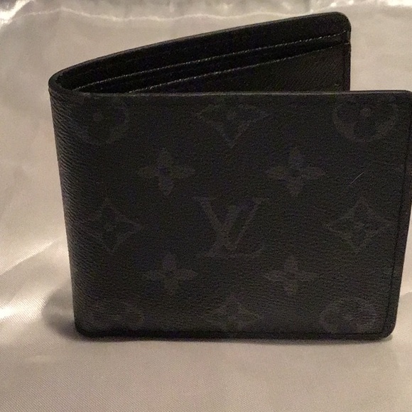 Louis Vuitton Other - Louis Vuitton LV Men’s Black Bifold Wallet